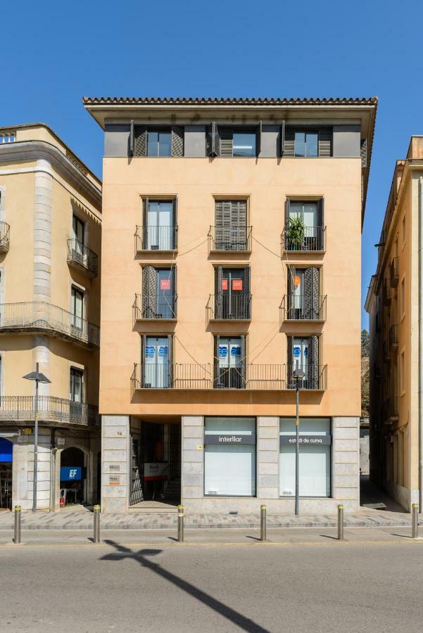 APG Plaça Catalunya Girona Exterior foto
